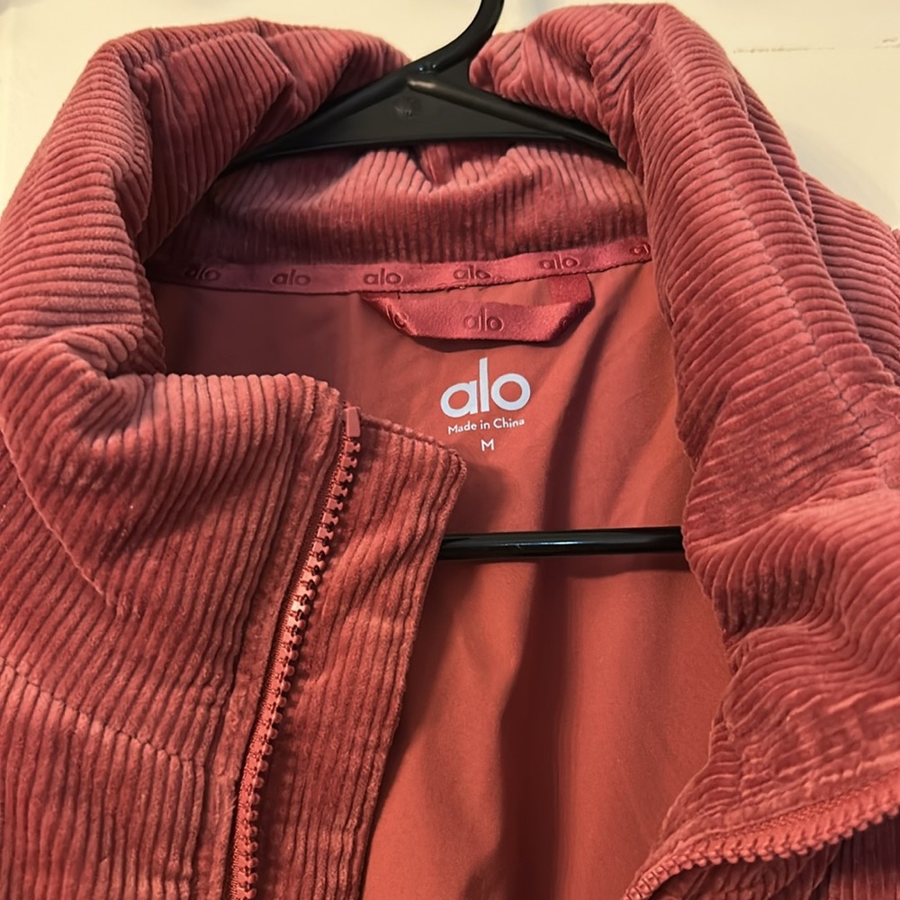 Alo yoga corduroy stage puffer jacket - Picture 2 of 3